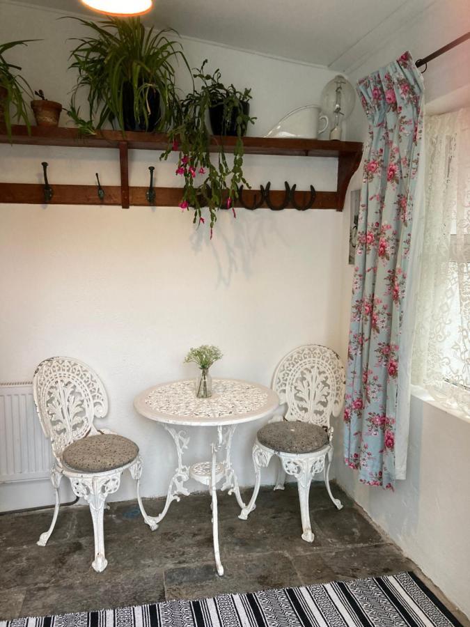 Boss'S Farmhouse Chapeltown Exterior foto